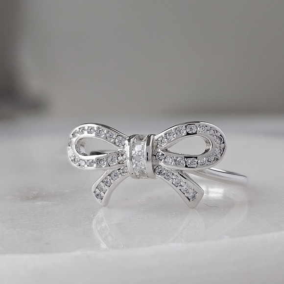 Bow Ribbon Ring, 925 Sterling Silver Charmed Aroma Bow Collection - Picture 2 of 6